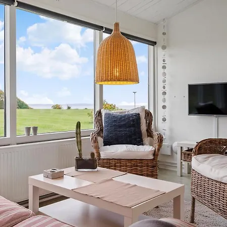 بيت للعطل On The - Summerhouse Brenderup